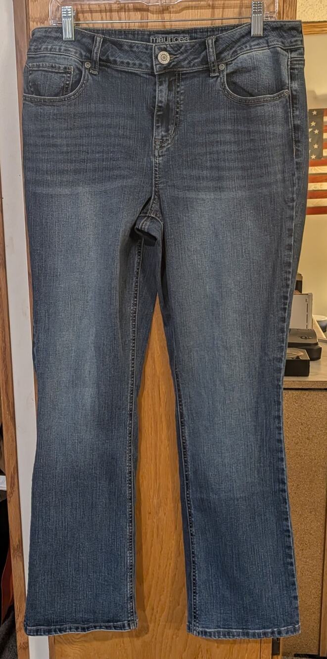 📚Women's 12 Regular Maurices Mid Rise Jeans